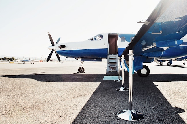 vanity-fair-the-dangers-of-flying-rich-jeff-wise